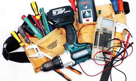 tools electrical engineers use